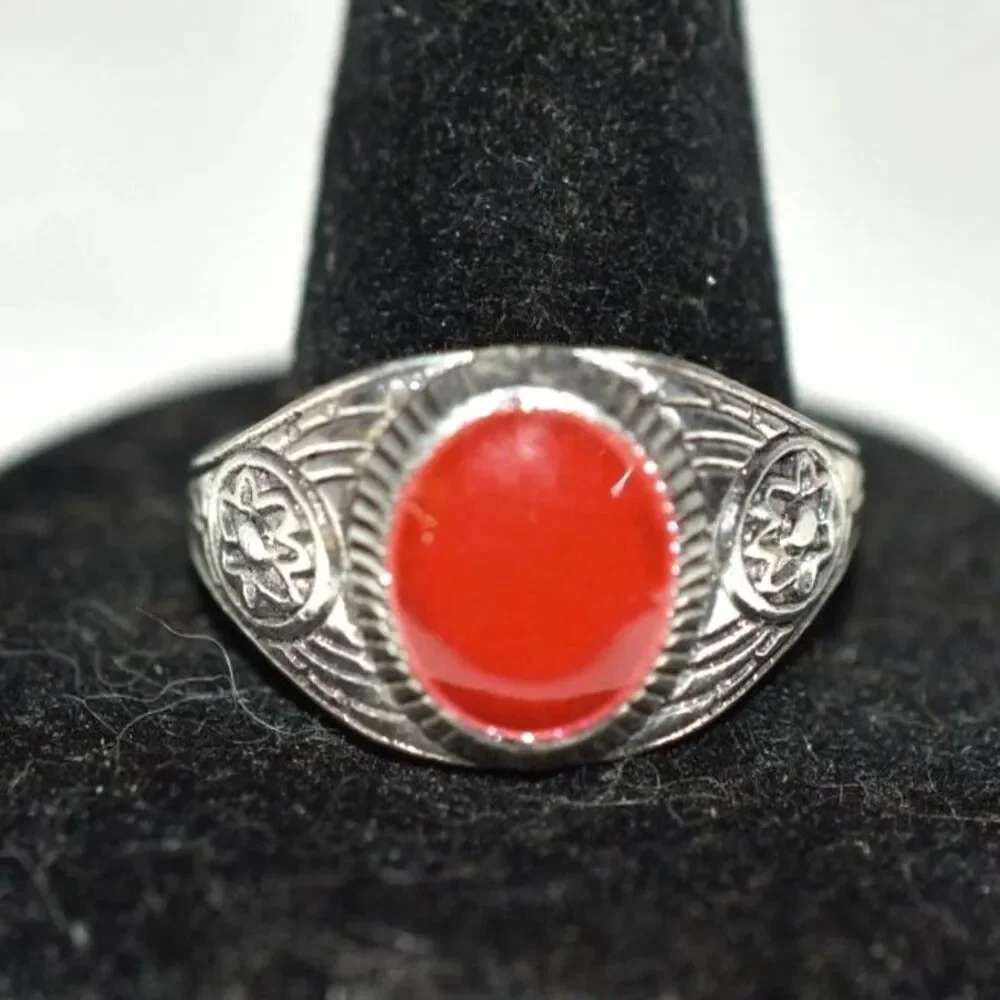 Striking Red Stone Floral Etched Silver Tone Metal Sizes 9 & 12 Unisex Ring